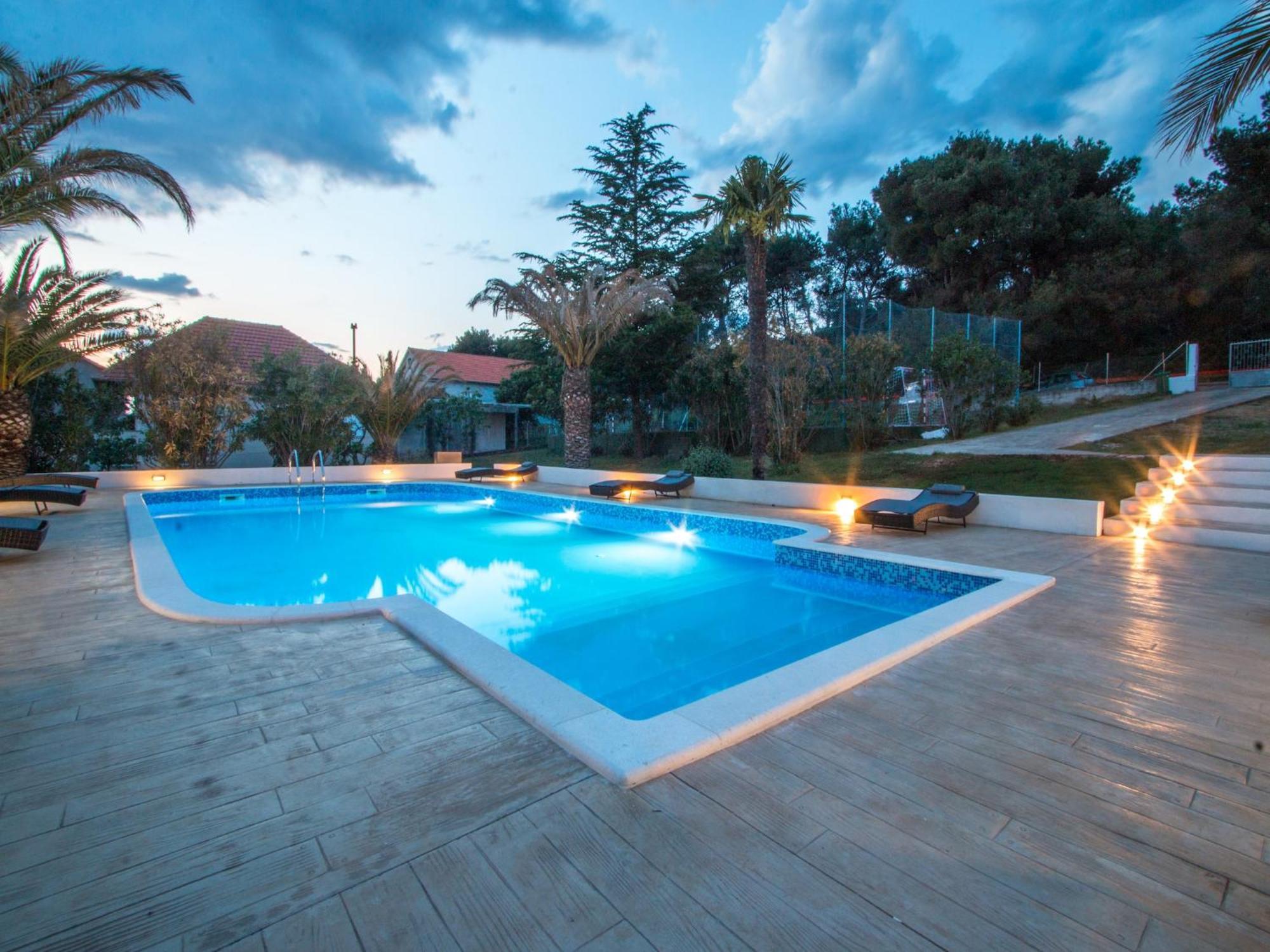 Scenic Holiday Home In Bibinje Near Sea Extérieur photo