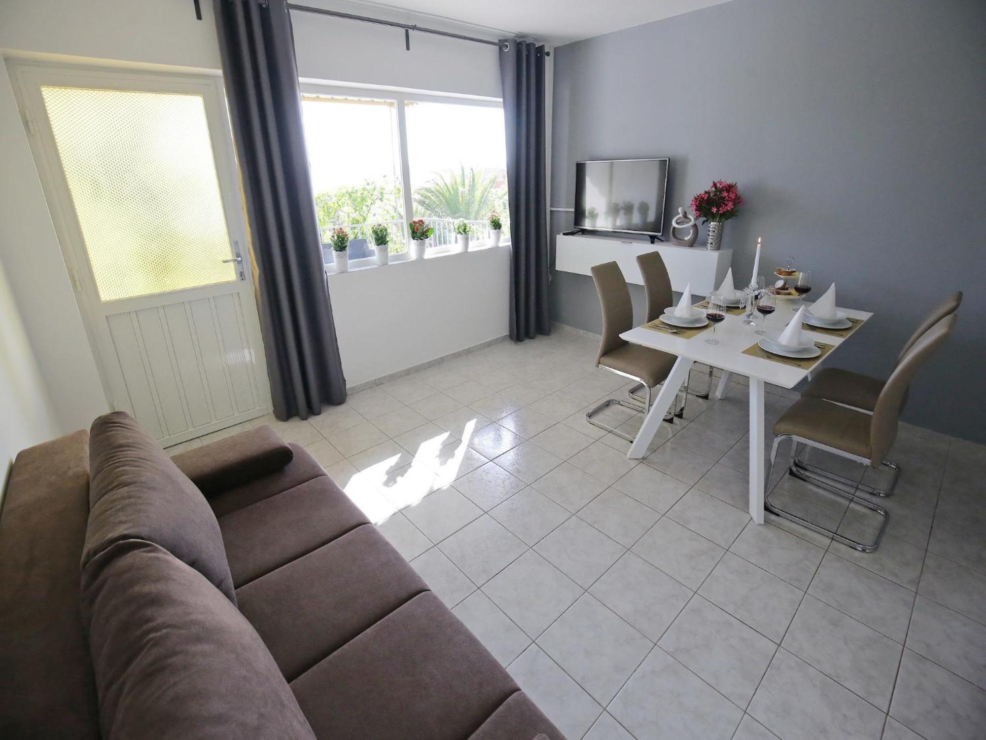 Scenic Holiday Home In Bibinje Near Sea Extérieur photo