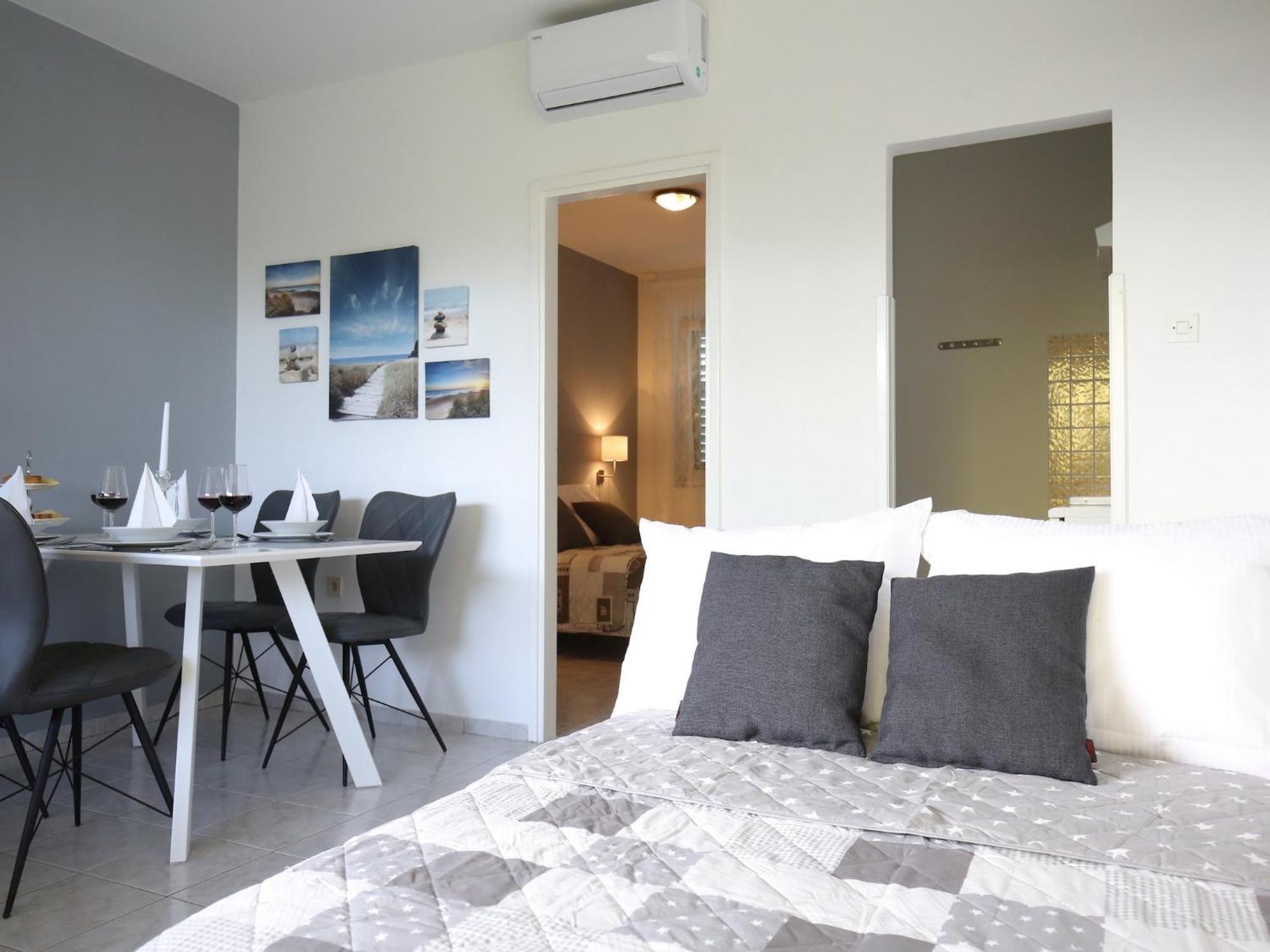 Scenic Holiday Home In Bibinje Near Sea Extérieur photo