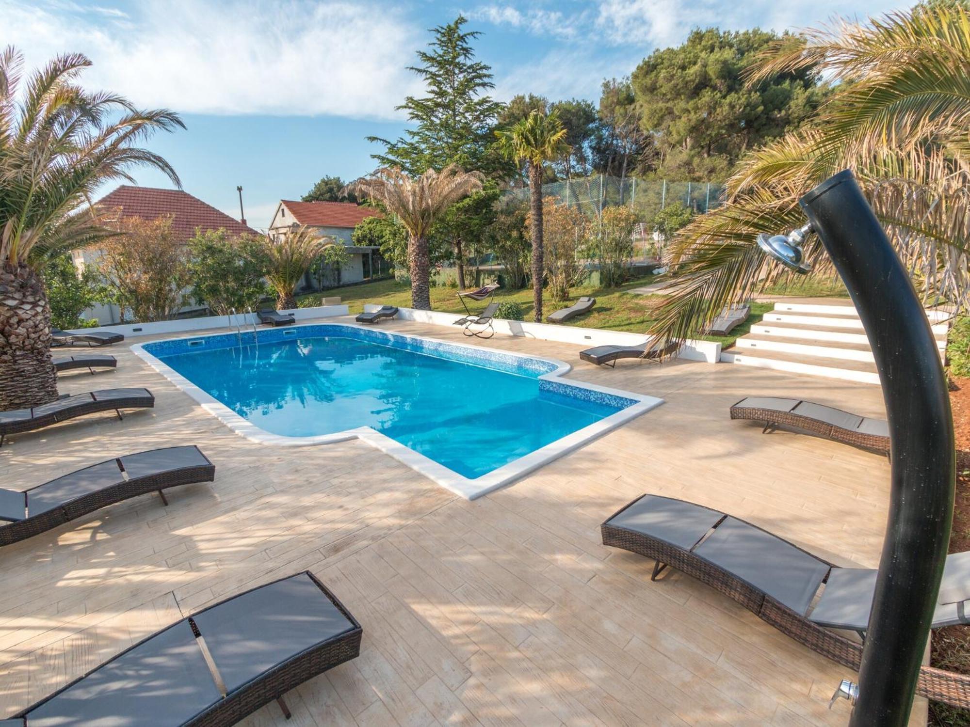 Scenic Holiday Home In Bibinje Near Sea Extérieur photo